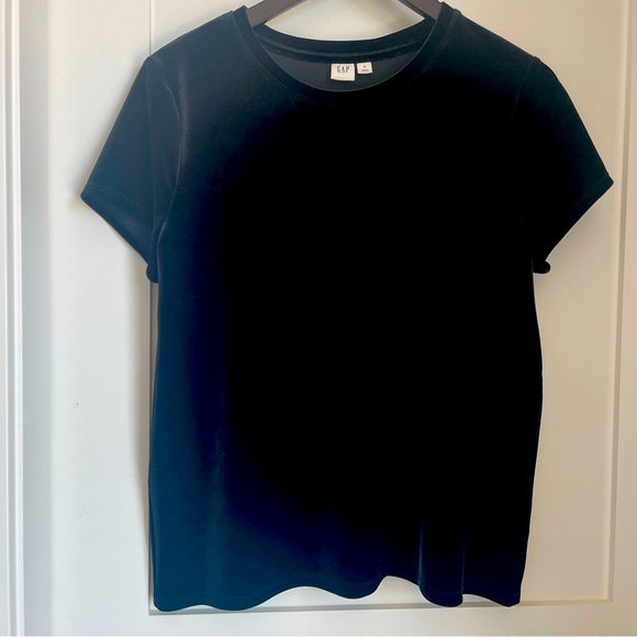 🌸3/$25 GAP Velvet/Velour short sleeve top | Medium - Picture 11 of 12